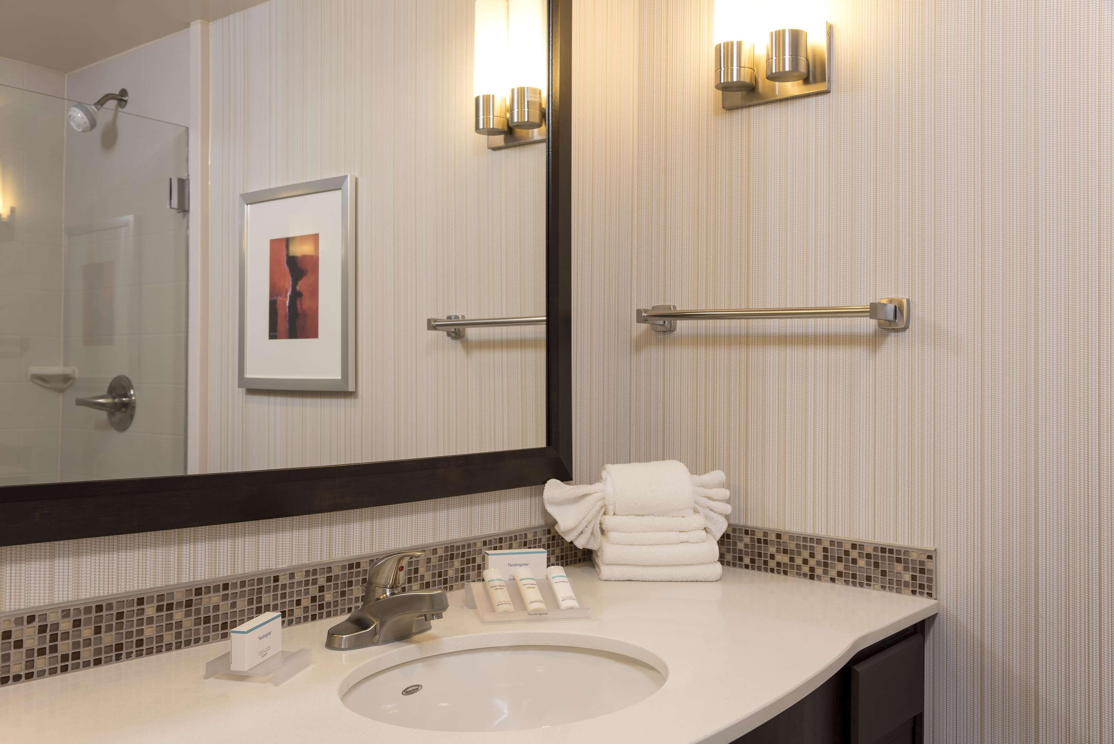 Hilton Garden Inn Louisville Downtown Extérieur photo