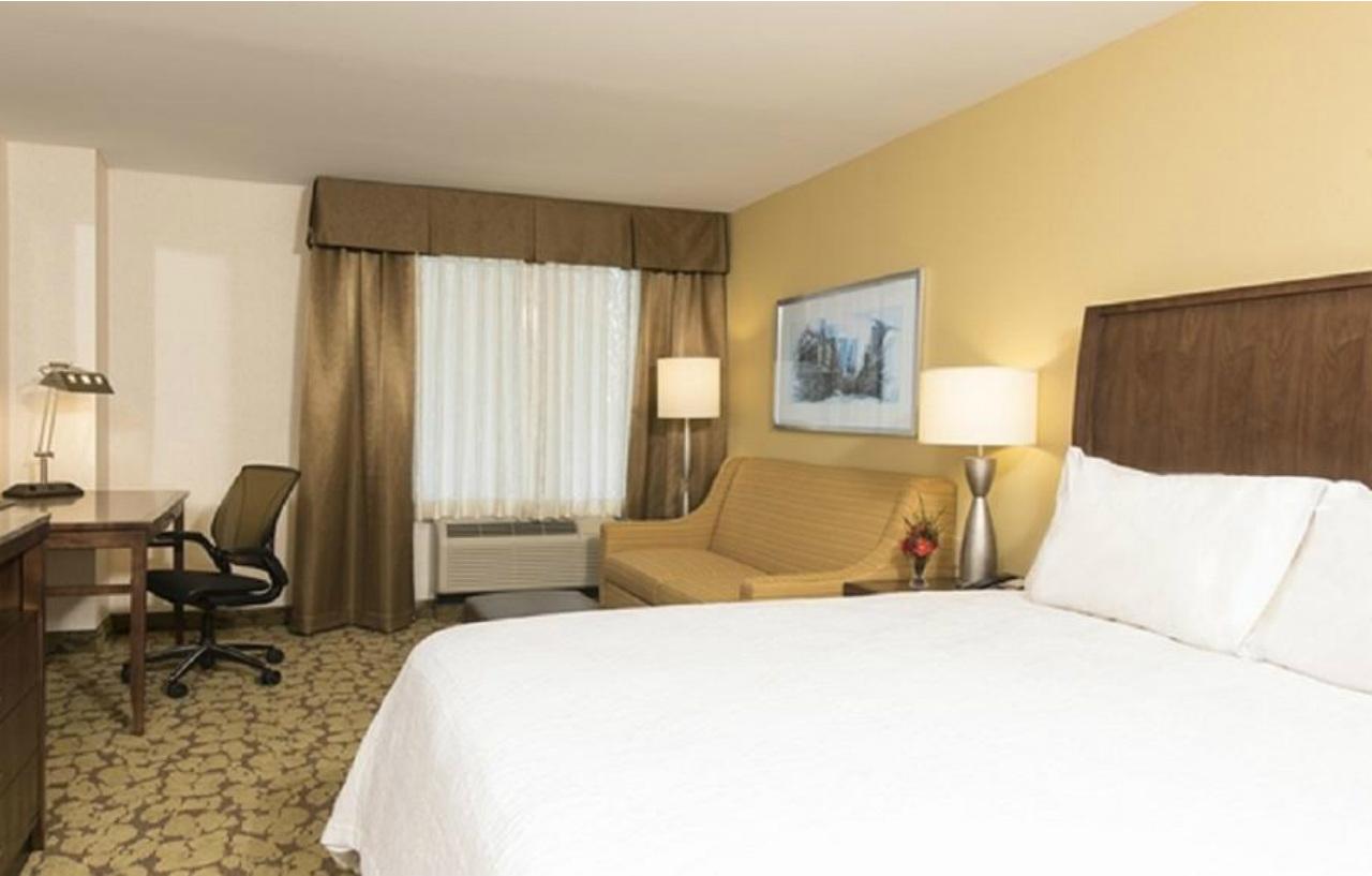 Hilton Garden Inn Louisville Downtown Extérieur photo