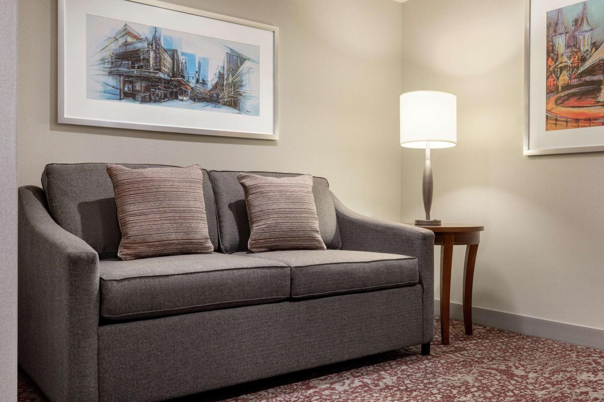 Hilton Garden Inn Louisville Downtown Extérieur photo